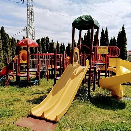 David With Free Parking 3*